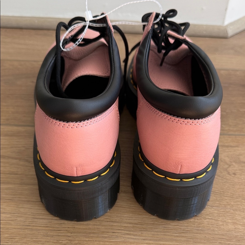 Dr. Martens Unisex 
8053 LEATHER PLATFORM CASUAL SHOES - Picture 6 of 6